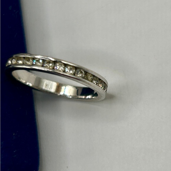 Vintage Ring Channel Set Crystal Eternity Band Sz 7.5 - Picture 7 of 8